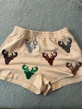 QUEEN OF SPARKLES Sequin Deer Heads Shorts